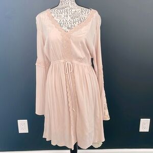 Knox Rose size Medium.  Boho dress. Light pink/peqch. Brand new. Never worn!